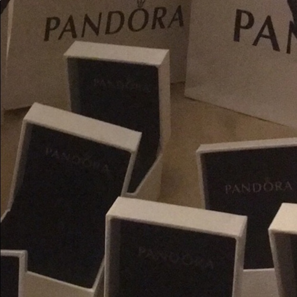 💓Official Pandora Boxes set of Five